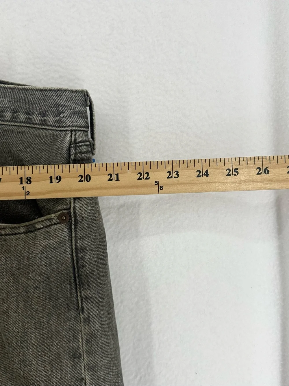 Levi’s 501 Original Fit Jeans Men’s 40x30 Gray Denim Button Fly Vintage